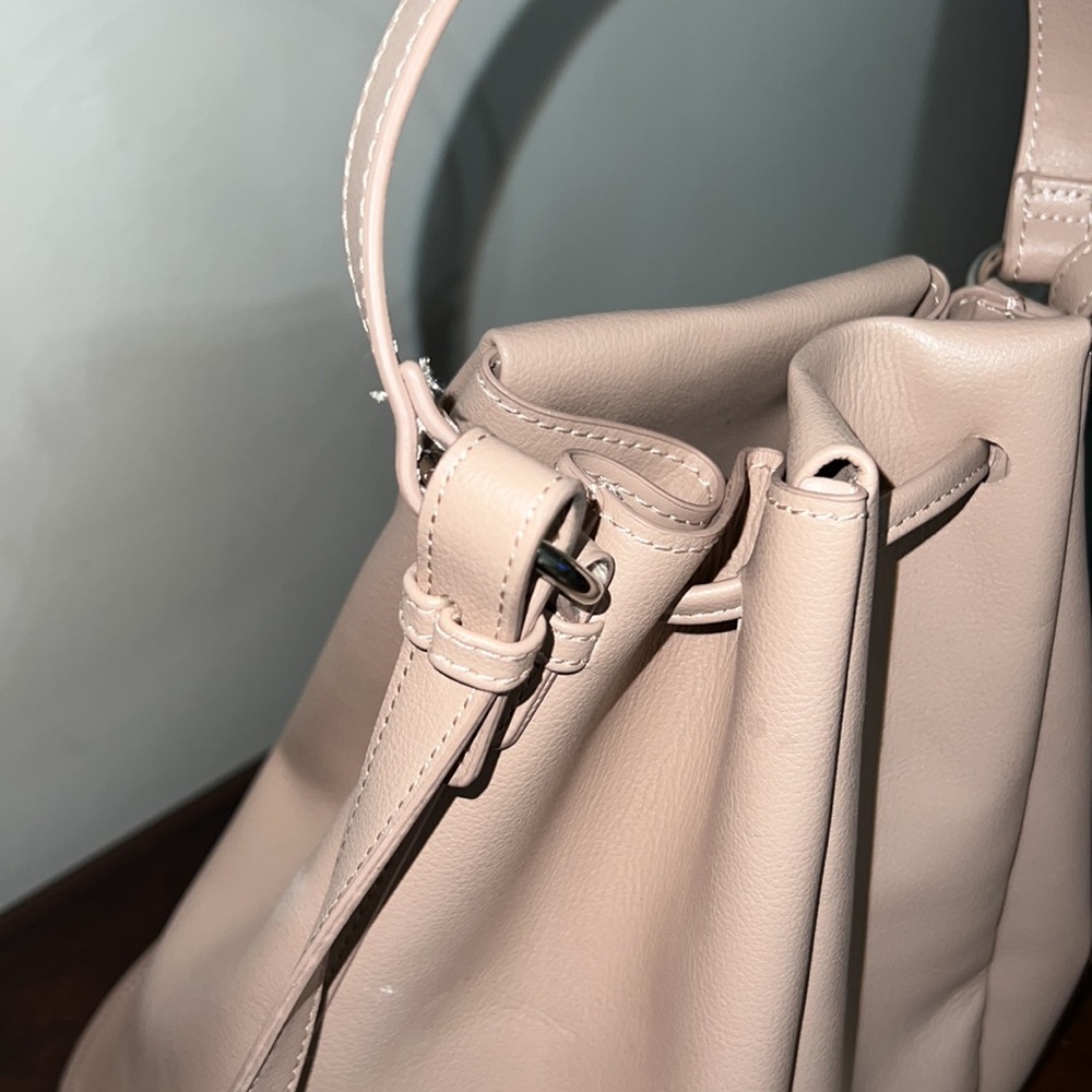 Zara Basic nude bucket bag - Picture 5 of 13